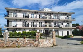 Vourvourou Hotel